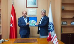 KKTC 5’inci Cumhurbaşkanı Ersin Tatar’dan EÜ Çeşme Turizm Fakültesine ziyaret