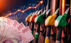 Cumhuriyet tarihinde ilk: Motorin 100 TL'yi aştı, yeni fiyatlar tabelaya yansıdı!