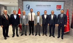 İZMİR’DE CHP'NİN BİRİKİMİ SAHAYA YANSINIYOR: BELEDİYE BAŞKANLARI 30 İLÇEDE SOKAKTA OLACAK