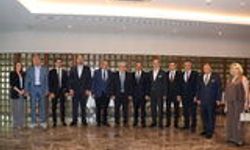 Egeli ihracatçılar Karadeniz’de güvenli koridor istedi