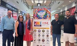 İzmir’de çocukların çizimleriyle barış sergisi