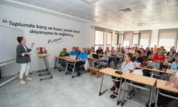 Karşıyaka 3. Yaş Üniversitesi’nde yeni dönem başladı!