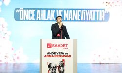 SAADET PARTİSİ İZMİR’DE “AHDE VEFA VE ANMA PROGRAMI” DÜZENLEDİ