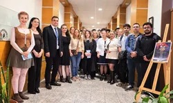 İzmir’de Cumhuriyetin 103. yılı sanatla kutlanıyor