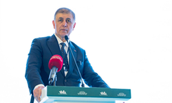 Tugay: Gelecek nesillere yaşanabilir bir dünya bırakmak zorundayız