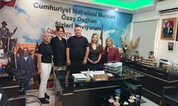 CHP KARŞIYAKA KADIN KOLLARINDAN MUHTARLARA ZİYARET