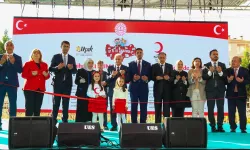Binali Yıldırım Uşak'ta Anaokulu Açtı: “Büyük Projelerden Daha Fazla Heyecanlandırıyor”