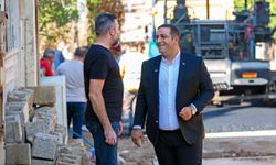 BAŞKAN ERMAN UZUN, LİMANREİS MAHALLESİ’NDE DEVAM EDEN ASFALT SERİM ÇALIŞMALARINI İNCELEDİ