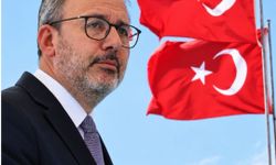 Dr. Mehmet Kasapoğlu'ndan Cumhuriyet Bayramı kutlaması