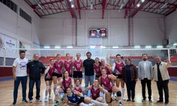 Uşak’ın Sultanları Akhisar Gücü’nü 3-0 yendi