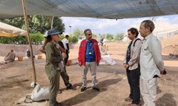 EÜ Rektörü Prof. Dr. Alcı, Gürcütepe ve Göbeklitepe’de arkeolojik çalışmaları inceledi