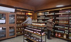 BAŞKAN YETİŞKİN ÖNCÜLÜĞÜNDE EFELER’İN LEZZETLERİ DÜNYA SOFRALARINDA