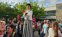 Kemeraltı Festivali kortej yürüyüşüyle başladı