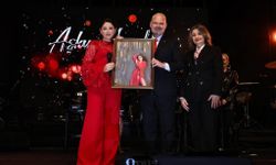 “Cumhuriyetimizi sözle değil, yaptığımız işlerle yaşatıyoruz”