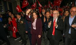 Karşıyaka Cumhuriyet aşkıyla tek yürek!