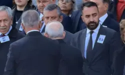 Kılıçdaroğlu ve Özel, TBMM’deki cenazede buluştu