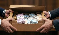 İzmir'de incir kutusunda 300 bin TL rüşvetle suçüstü yakalanan müfettiş tutuklandı
