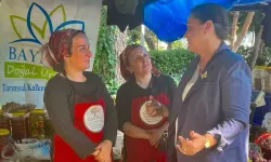 CHP İzmir İl Kadın Kolları'ndan pazar ziyaretleri