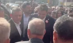 Özgür Özel İzmir'de: Önce yürüyüş, sonra toplantı