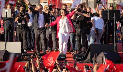 CHP'nin  “Millet İradesine Sahip Çıkıyor İzmir Mitingi”nden kareler...