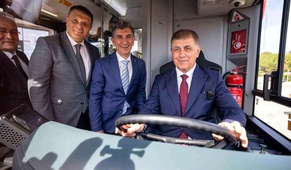 İzmir 2040'a hazırlanıyor: Ulaşımda yeni dönem için düğmeye basıldı