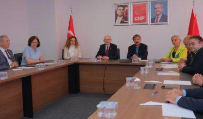 CHP'de dikkat çeken karar