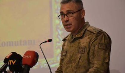İzmir'de anlamlı kutlama töreni