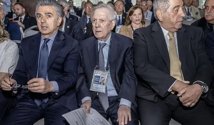 Fenerbahçe Futbol AŞ’de 7 yönetici istifa etti