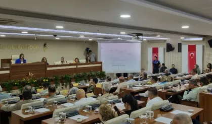 Karabağlar Meclisi'nde çoğunluk YENİ Parti'ye geçti