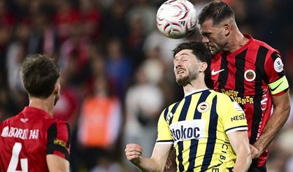 Fenerbahçe deplasmanda öne geçti, maçı kaybetti
