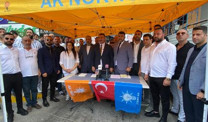 Konak'ta AK Parti'ye toplu katılım