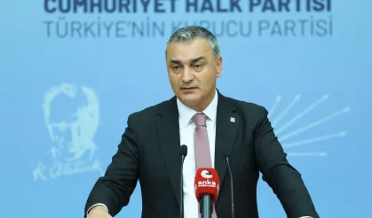 Müslim Sarı’dan Özgür Özel’e Tugay tepkisi