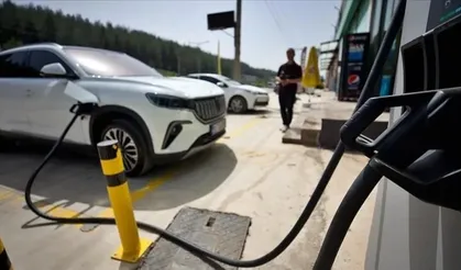 Avrupa'da elektrikli otomobil satışları arttı, Türkiye'de düştü
