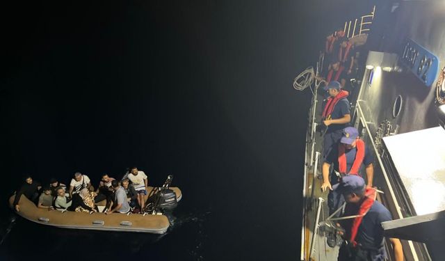 Bodrum açıklarında 11 düzensiz göçmen kurtarıldı