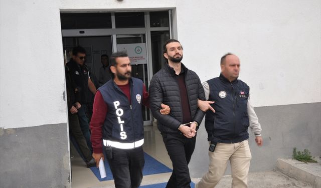 FETÖ'den aranan şahıs Amasya'da sahte kimlikle yakalandı
