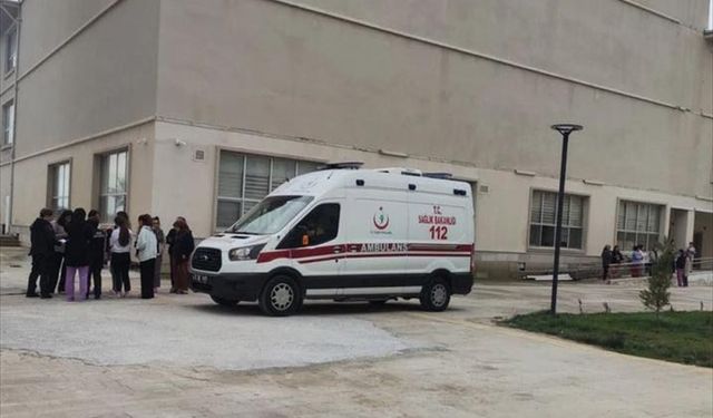 Bir KYK skandalı daha... Gıda zehirlenmesi şüphesiyle 90 öğrenci hastanelere başvurdu