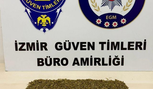İzmir'de uyuşturucuyla yakalanan zanlı gözaltına alındı