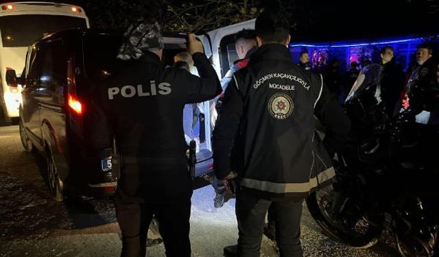 Fuhuş operasyonunda çantasından müşteri listesi çıktı
