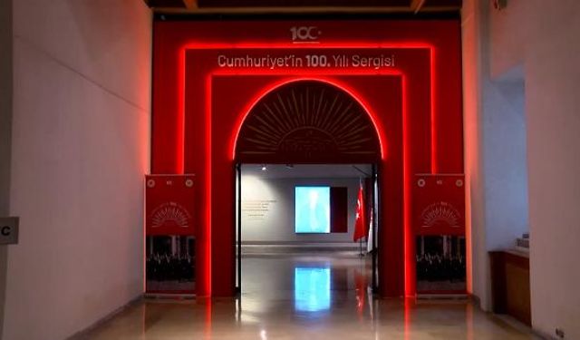 Cumhuriyetin 100'üncü Yılı Sergisi Harbiye Askeri Müzesi'nde açıldı
