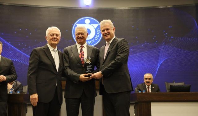 İzmir Ticaret Odası, Barçın Spor'u Ödüllendirdi