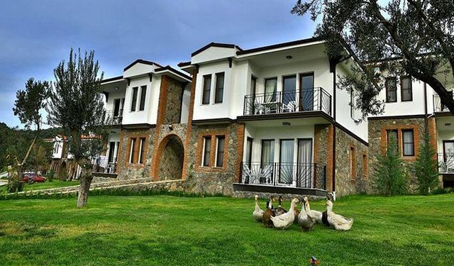 Hayıtlı Merada Termal Tatil Köyü nerede, nasıl gidilir?