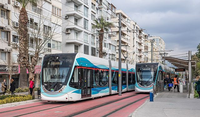 5 Eylül İzmir tramvay seferleri