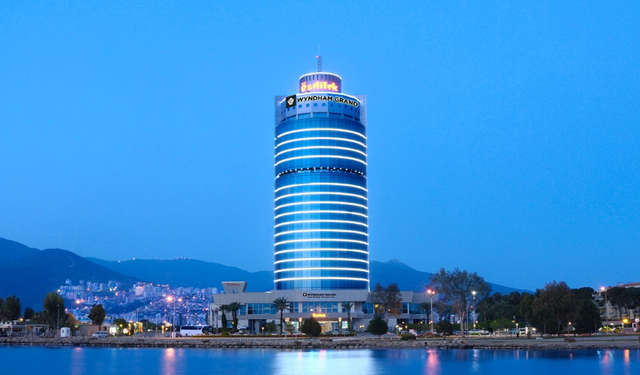 Wyndham Grand İzmir Özdilek nerede, nasıl gidilir?