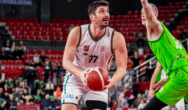 Hazırlık maçında Karşıyaka ile Aliağa Petkimspor rakip
