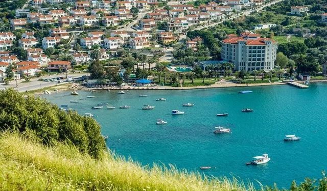 Dizi setlerine misafirlik etmiş Ildır Köyü'ne nasıl gidilir? Neler yapılır?