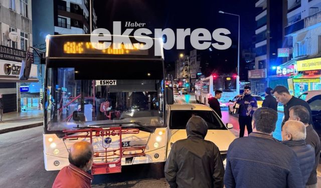 ESHOT ve otomobil çarpıştı: Konak Eşrefpaşa’da maddi hasarlı kaza!
