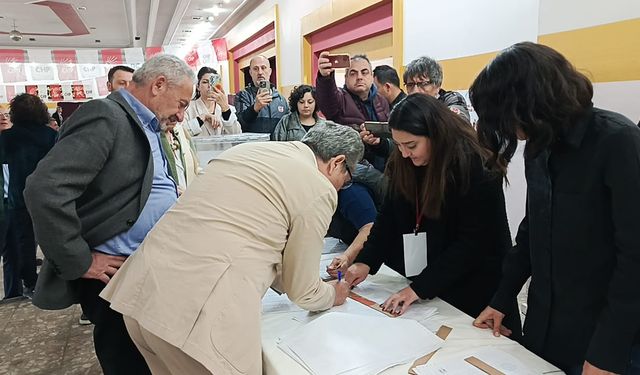 Ekrem İmamoğlu için düzenlen imza kampanyası Nazilli’de büyük ilgi gördü