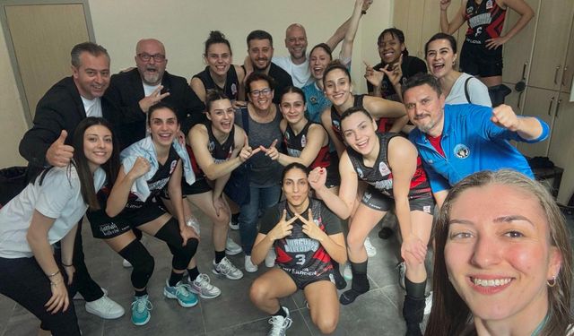 Turgutlu Belediyespor Kadın Basketbol Takımı yarı finalde