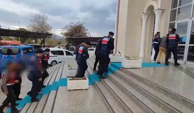 Fethiye’de 20 yıl sonra ortaya çıkarılan cinayetin ilk duruşması görüldü