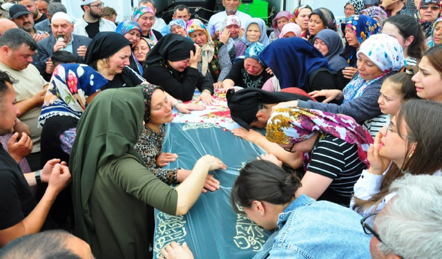 Duvak, tabut, gözyaşı… Sıla Aydın'da sonsuzluğa uğurlandı